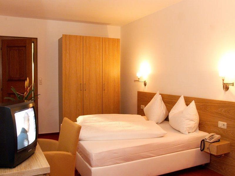 Hotel Schoenblick Zell am See Zewnętrze zdjęcie